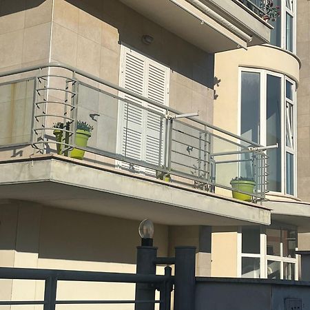 La Perla Del Mare - 9 Minutes From Fco Airport - Free Wifi E Netflix Apartment Fiumicino Ngoại thất bức ảnh