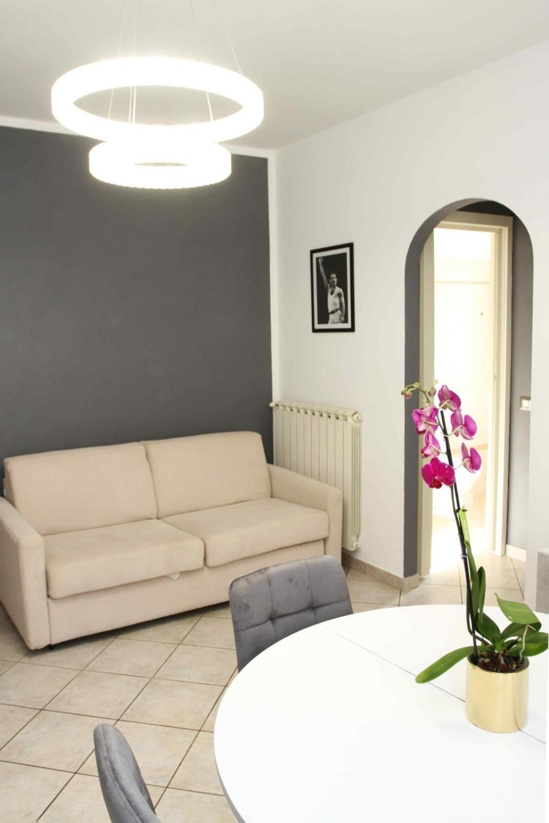 La Perla Del Mare - 9 Minutes From Fco Airport - Free Wifi E Netflix Apartment Fiumicino Ngoại thất bức ảnh