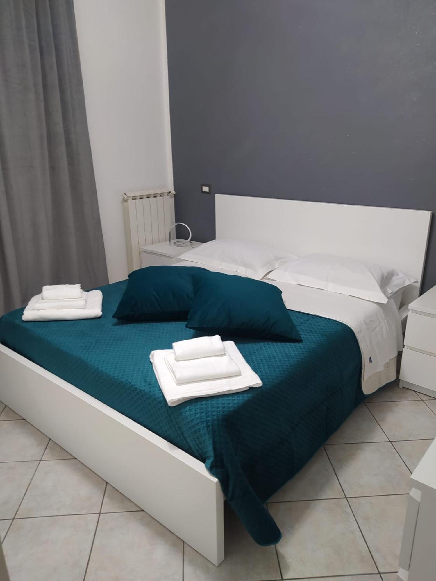 La Perla Del Mare - 9 Minutes From Fco Airport - Free Wifi E Netflix Apartment Fiumicino Ngoại thất bức ảnh